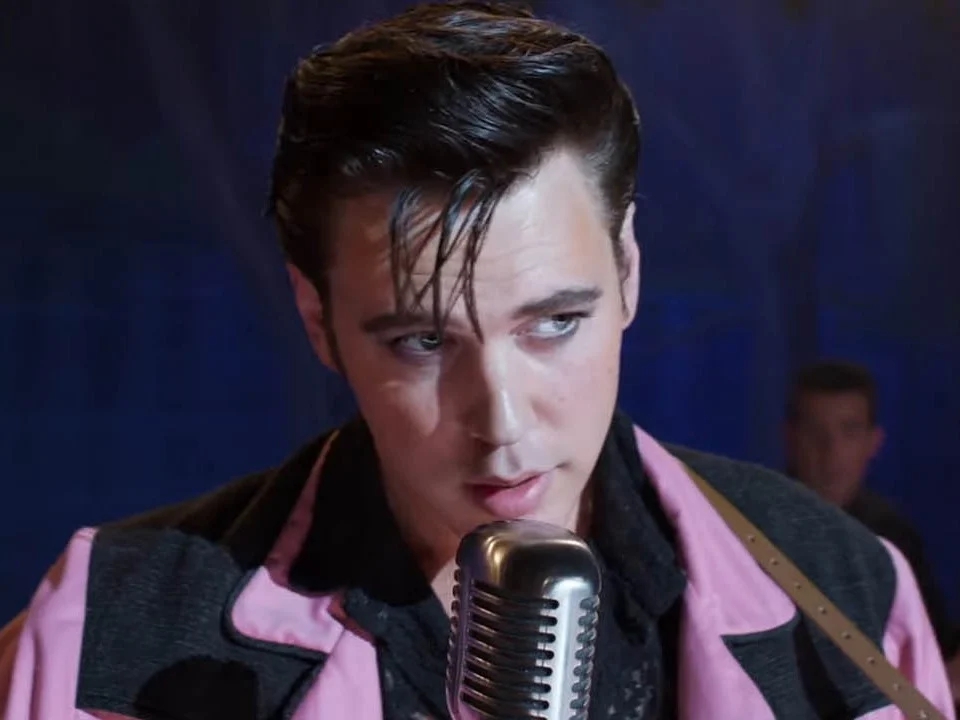 Masters of the Air: Austin Butler ha assunto un coach di dizione per sbarazzarsi dell'accento di Elvis