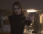 High Heat: Don Johnson e Olga Kurylenko combattono per la sopravvivenza nel trailer del film