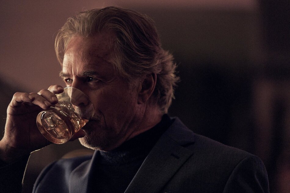 Fuoco mortale, la recensione del film Prime Video con Olga Kurylenko