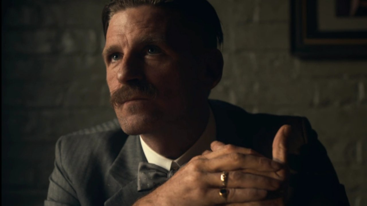 Peaky Blinders, Paul Anderson arrestato per droga, l'avvocato: 'Si è calato troppo nel personaggio'