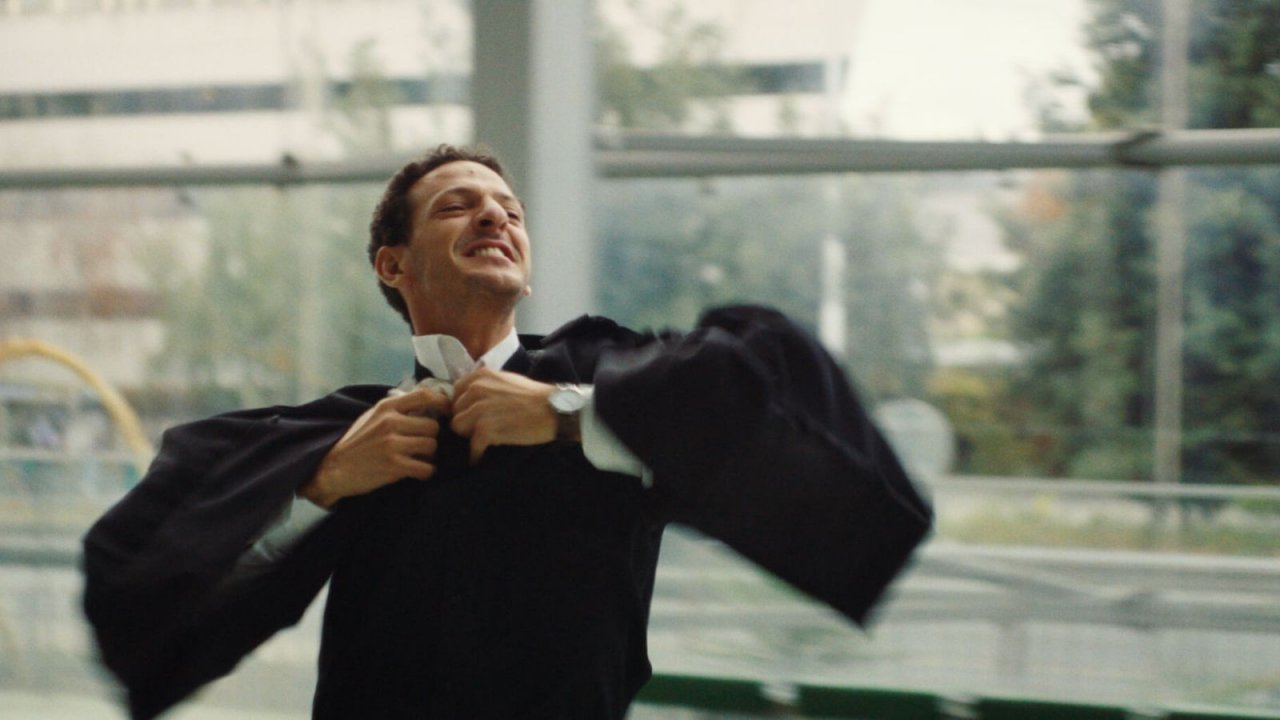 Una bugia per due: clip esclusiva della commedia francese al cinema dal 1 febbraio