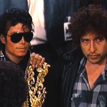 We Are the World: la notte che ha cambiato il pop - Bob Dylan e Michael Jackson in una foto