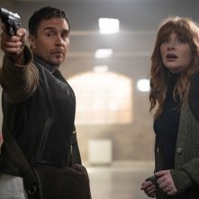 Argylle - La superspia: Sam Rockwell, Bryce Dallas Howard in una scena del film