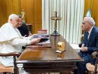 Martin Scorsese incontra Papa Francesco e gli regala un libro sul film Killers of the Flower Moon