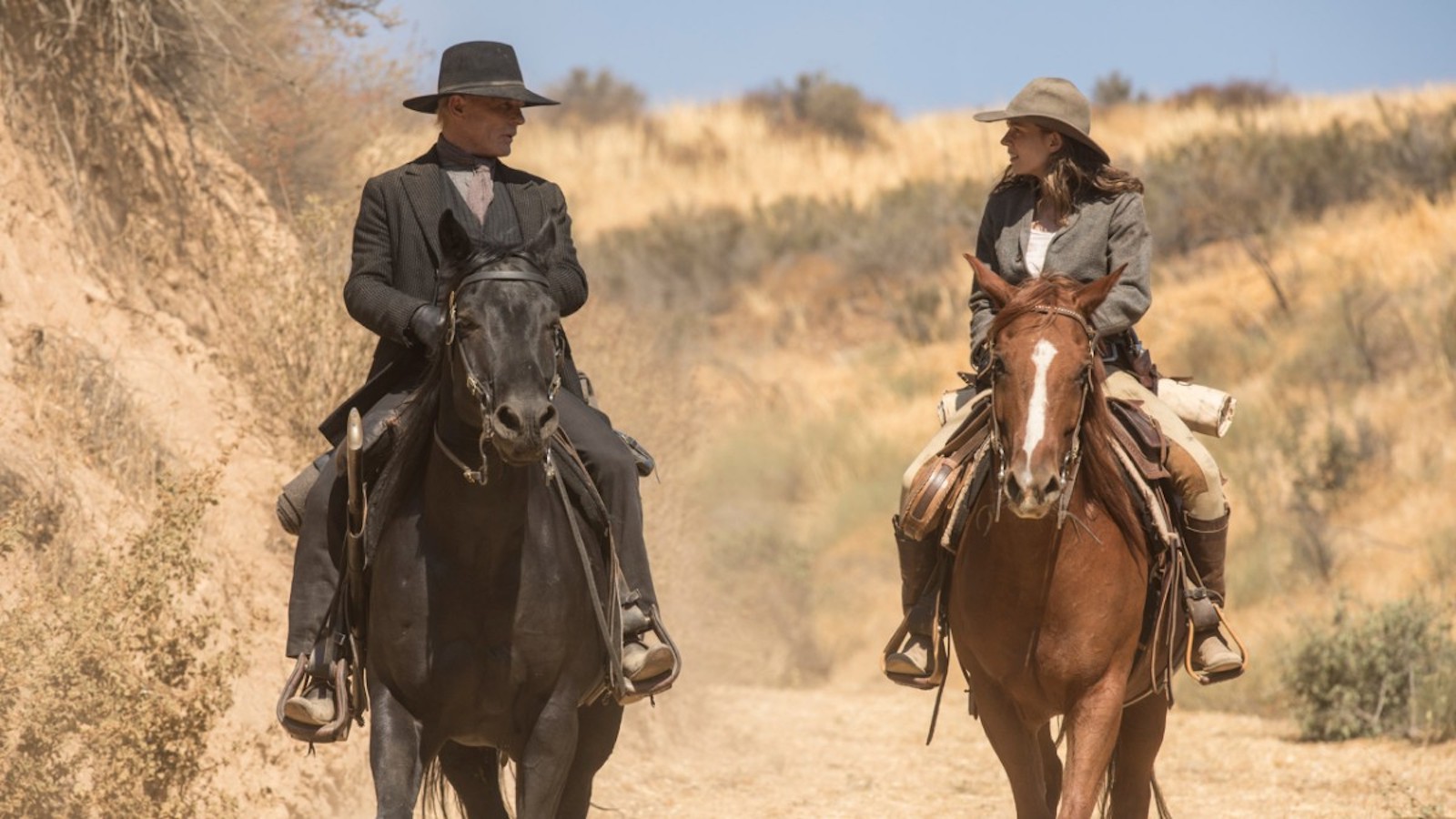 Westworld, un'attrice sul trattamento dei cavalli sul set: 'Lasciati al sole per 10 ore, stavano per morire'