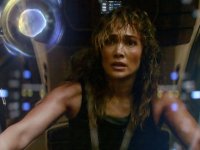 ATLAS: Jennifer Lopez nel teaser e in una nuova foto del film sci-fi