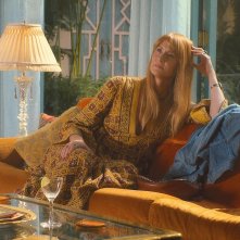 Palm Royale: un'immagine di Laura Dern tratta dagli episodi