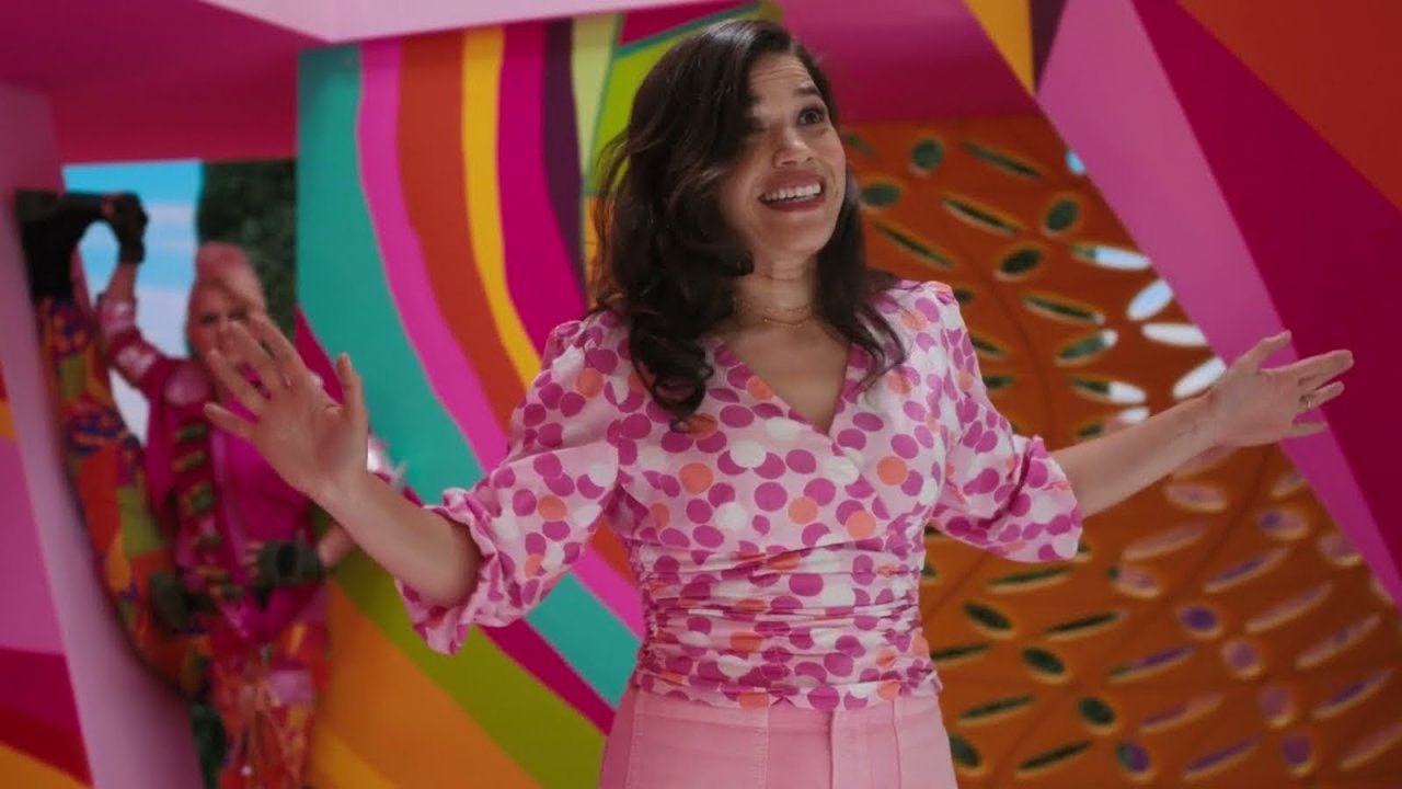 America Ferrera: l'attrice candidata all'Oscar per Barbie debutterà alla regia