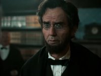 Manhunt: il trailer della serie Apple TV+ sull'assassinio del presidente Abraham Lincoln