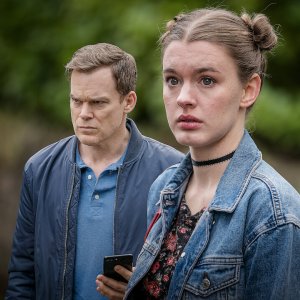 Safe: Michael C. Hall in una scena