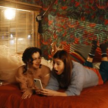 Pensati sexy: Valentina Nappi e Diana Del Bufalo in una scena