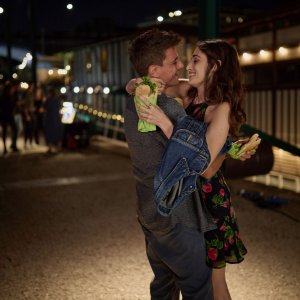 Romeo è Giulietta: Pilar Fogliati e Domenico Diele in una scena del film