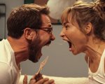 Uccidimi, tesoro!, la recensione: una buona idea per una black comedy pasticciata