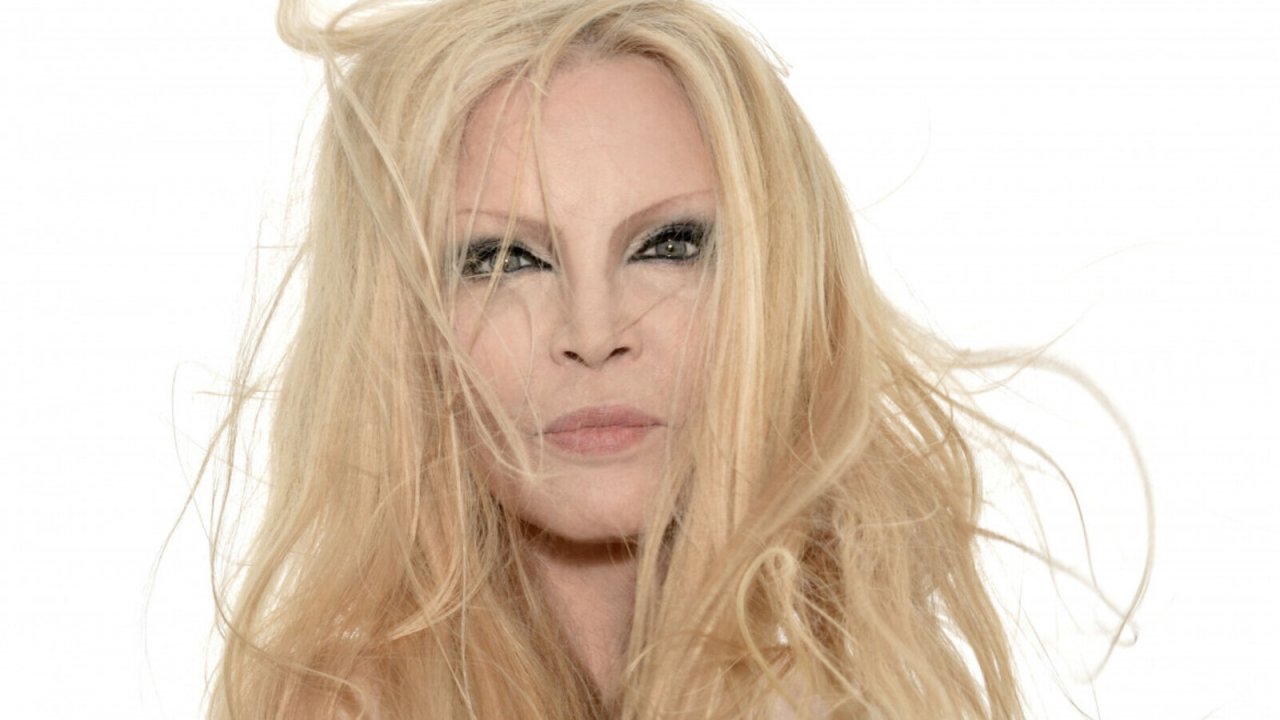 A modo mio - Patty Pravo è il documentario dedicato alla cantante, stasera su Rai 3