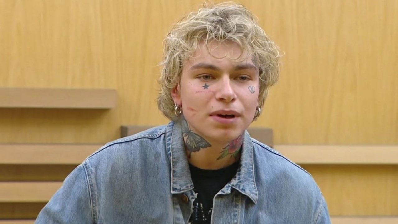 Amici 23: Ayle torna nella scuola,  la reazione degli altri allievi del talent show