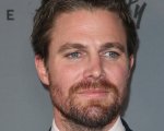 Suits L.A.: Stephen Amell protagonista del pilot della serie