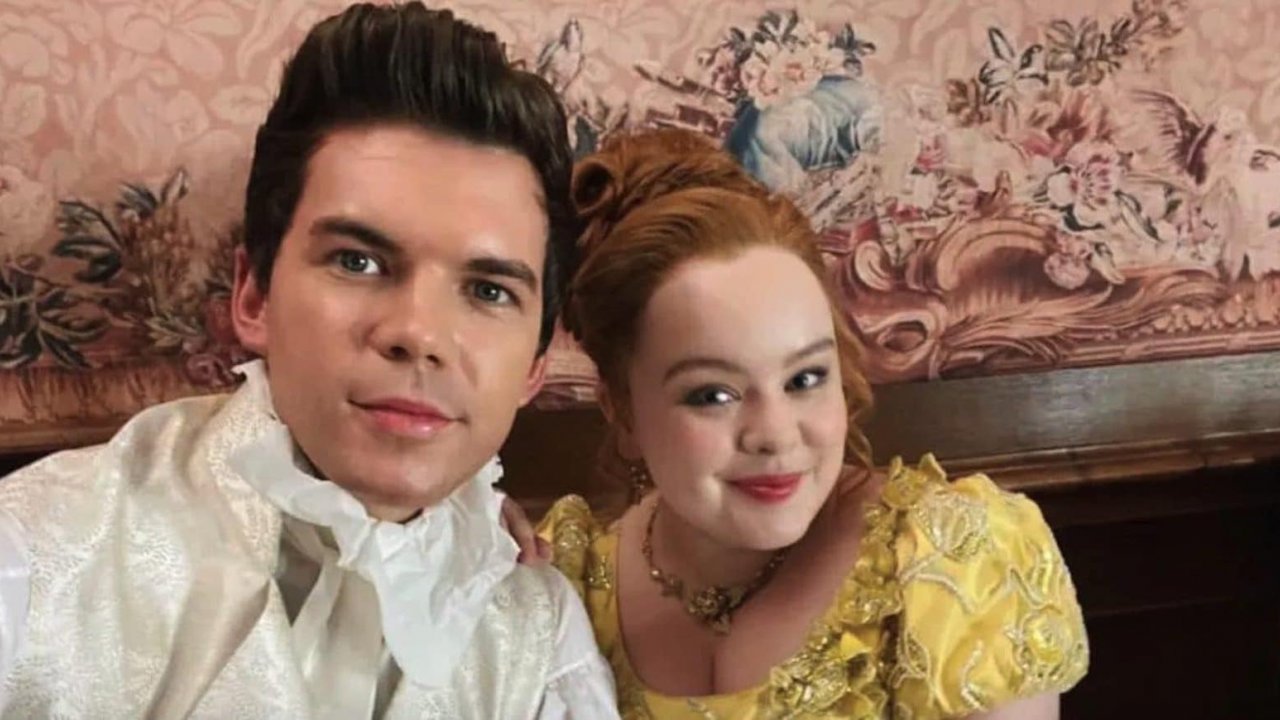 Bridgerton 3, Luke Newton anticipa: 'Bollente a ogni livello'