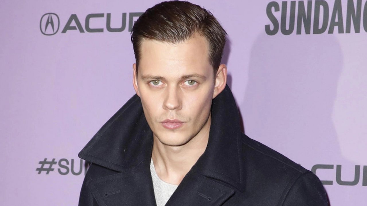 Bill Skarsgård, la star di John Wick 4 e IT condannato per possesso di droga in Svezia