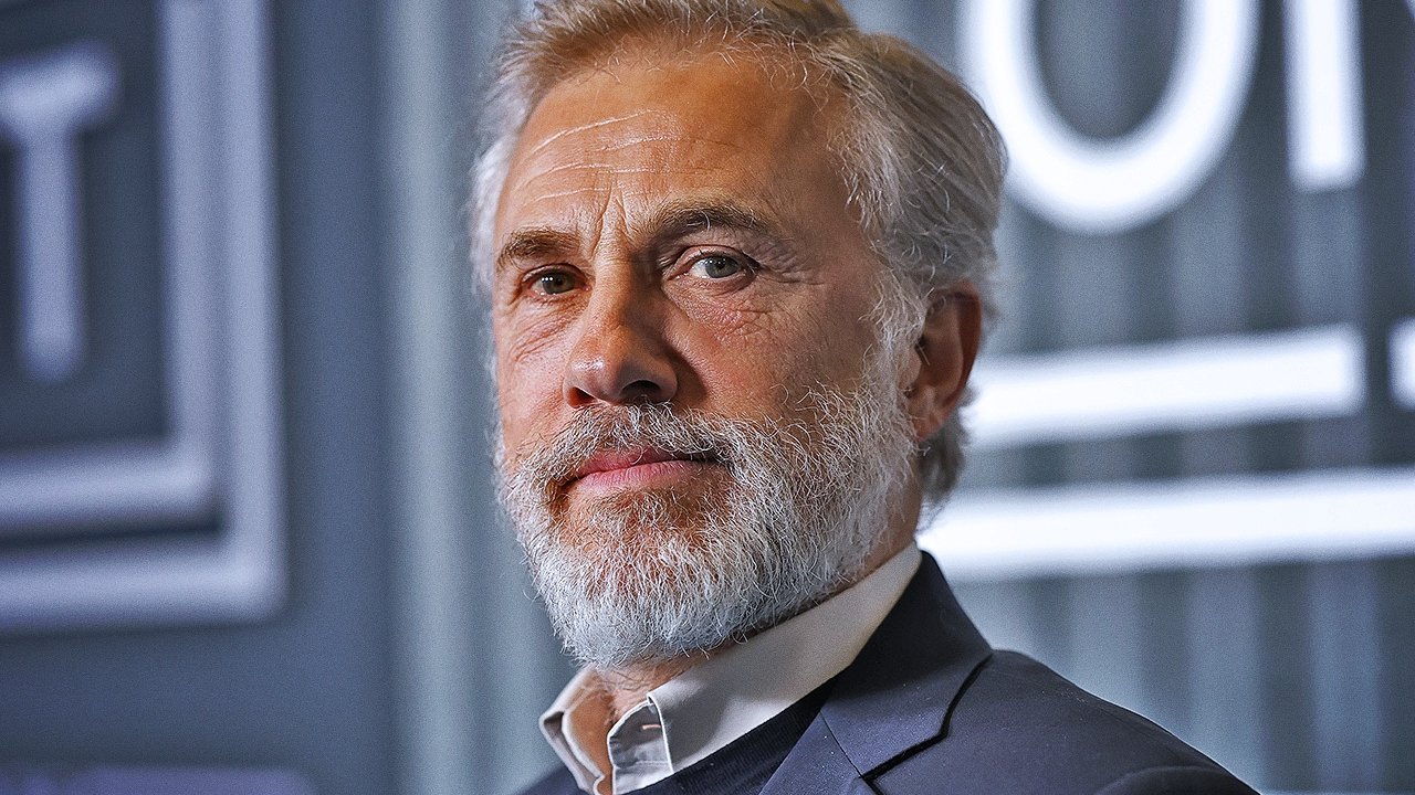 Christoph Waltz e Caleb Landry Jones protagonisti di Dracula: A Love Tale, rivisitazione del classico