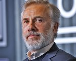 Christoph Waltz e Caleb Landry Jones protagonisti di Dracula: A Love Tale, rivisitazione del classico