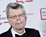 Stephen King continua a chiamare X Twitter, la reazione di Elon Musk non si fa attendere