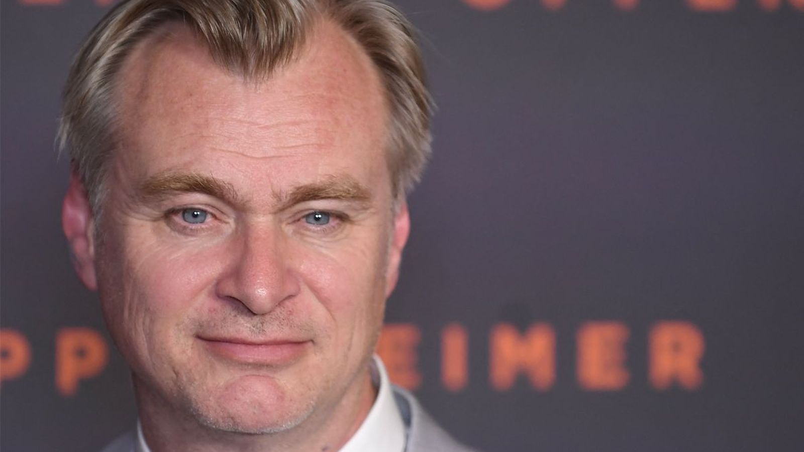 Tenet: Christopher Nolan spiega il film (con i popcorn) in un video illuminante