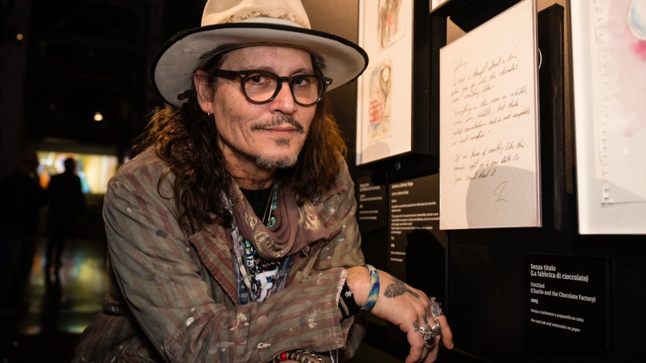 Johnny Depp alla mostra di Tim Burton