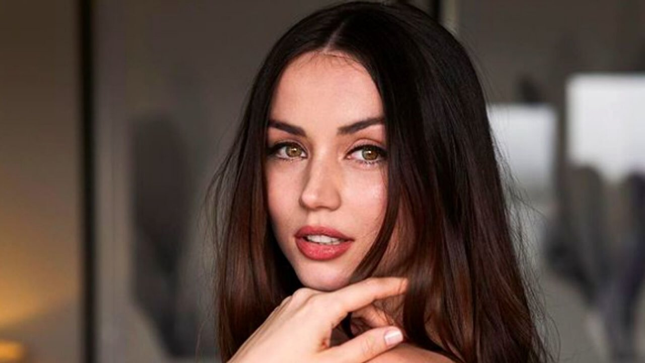 Ballerina, Ian McShane: 'L'uscita rinviata per proteggere il franchise'