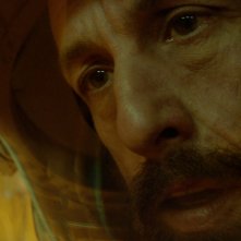 Spaceman: Adam Sandler nel film Netflix