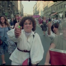 16 millimetri alla Rivoluzione: una sequenza del film