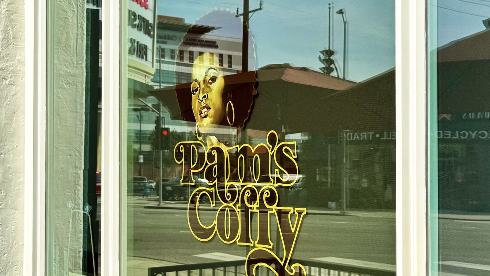 Quentin Tarantino apre un caffè dedicato a Pam Grier nel suo cinema di Los Angeles