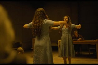 The Watchers - Loro ti guardano - Trailer Italiano