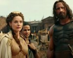Dwayne Johnson rivela che vorrebbe scoprire chi ha insultato Rebecca Ferguson sul set: 'Lei è un angelo!'