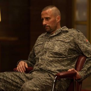The Regime: Matthias Schoenaerts in una scena