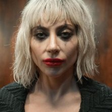 Joker: Folie a Deux, un primo piano di Lady Gaga nei panni di Harley Quinn