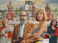 Morte e altri dettagli, la recensione: una serie gialla da manuale, in mezzo al mare