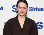 Young Woman and the Sea: Daisy Ridley nelle nuove foto del biopic