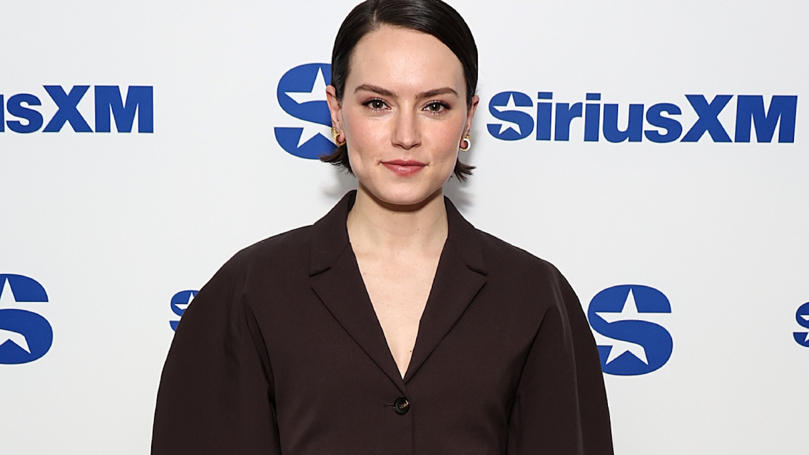 Young Woman and the Sea: Daisy Ridley nelle nuove foto del biopic
