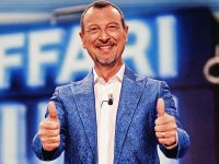 Affari Tuoi: così Amadeus ha resuscitato i pacchi nel programma più visto della tv