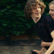 Ancora un'estate: Léa Drucker, Samuel Kircher in un momento del film