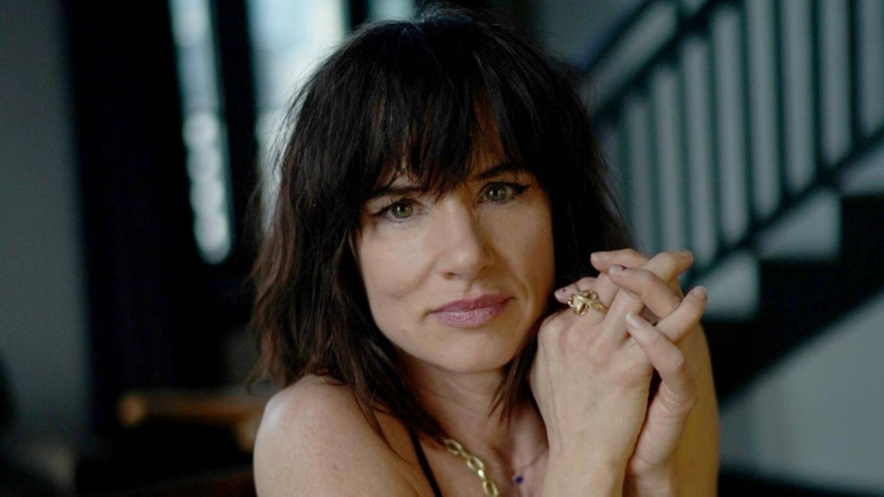 Lips Like Sugar: Juliette Lewis e Sasha Calle nel thriller con Woody Harrelson e Owen Wilson