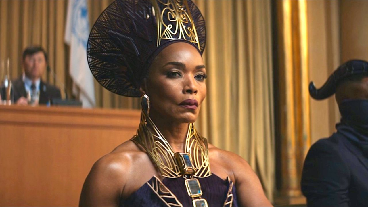 Angela Bassett ammette: 'Sono rimasta delusa dalla sconfitta agli Oscar'
