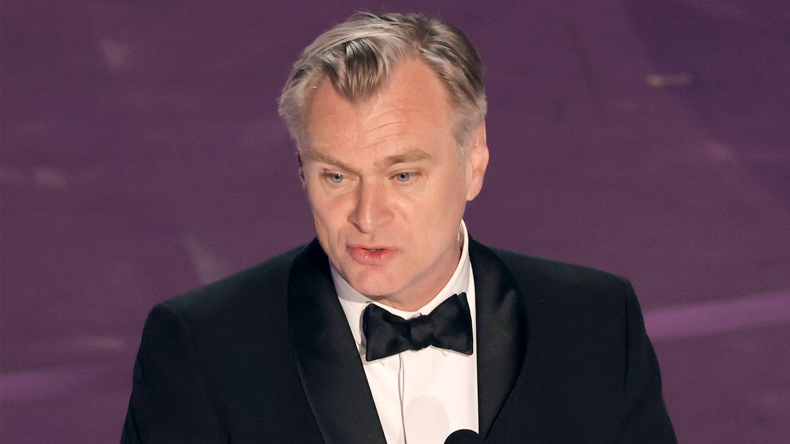 Oscar 2024: Oppenheimer, Christopher Nolan ringrazia la moglie 'che produce i nostri film e i nostri figli'