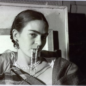 Frida: A Self Portrait - Frida Kahlo in un'immagine