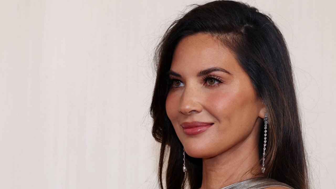 Olivia Munn rivela di essere stata operata a causa di una forma aggressiva  di cancro al seno