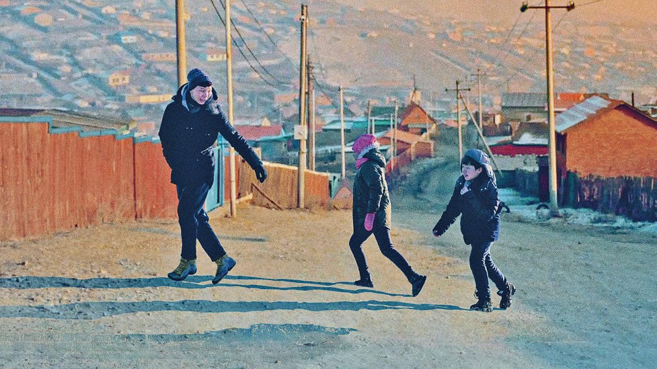 Se solo fossi un orso, la recensione: un coming of age sulla natura conflittuale della Mongolia