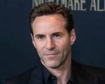 Alessandro Nivola nel cast di The Room Next Door, diretto da Pedro Almodóvar