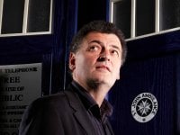 Doctor Who 14: Steven Moffat conferma il suo ritorno come autore di un episodio