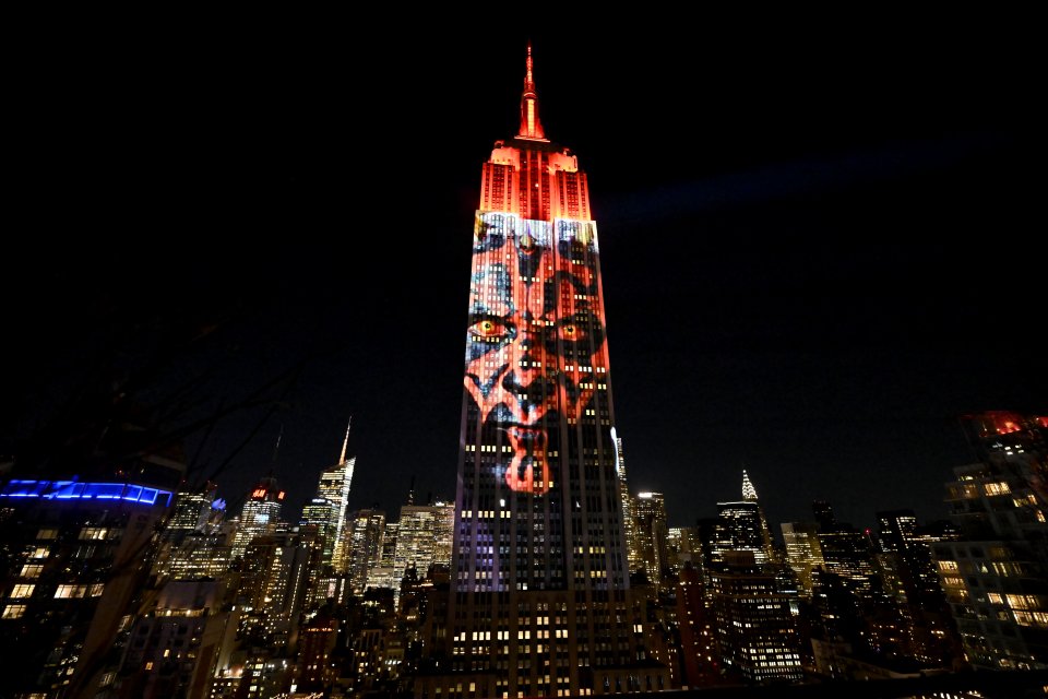 Empire State Building Light Show 8