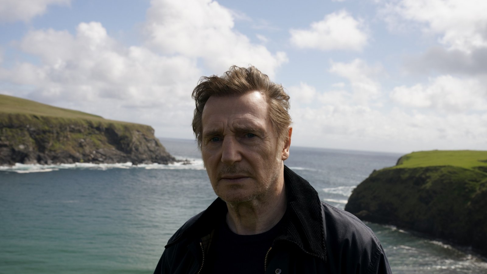 Hotel Teheran, Liam Neeson guida il cast del nuovo thriller